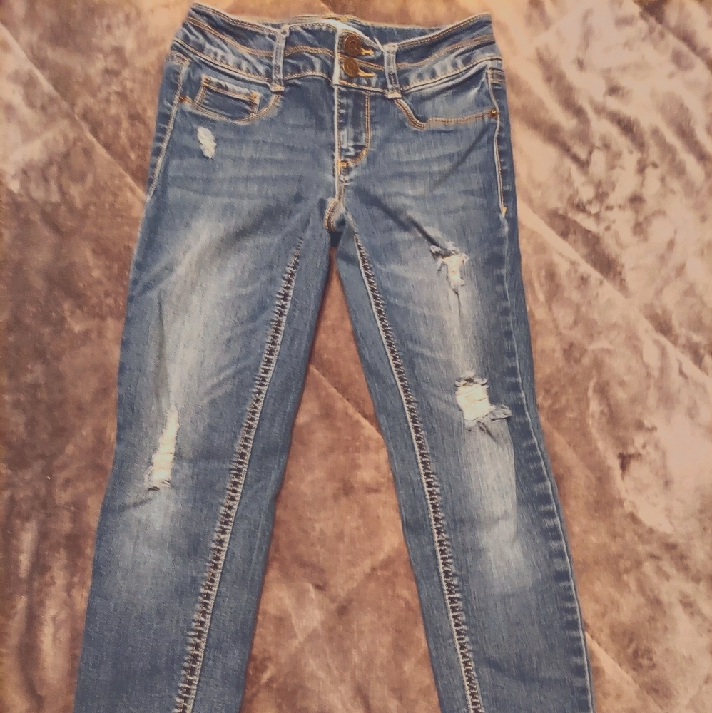 Mudd girls distressed jeans